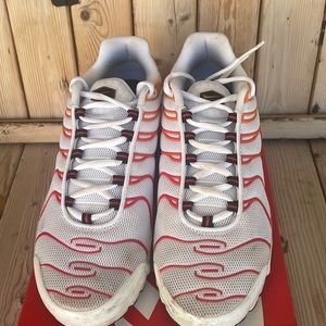 Nike air max plus size 10 sunburn used